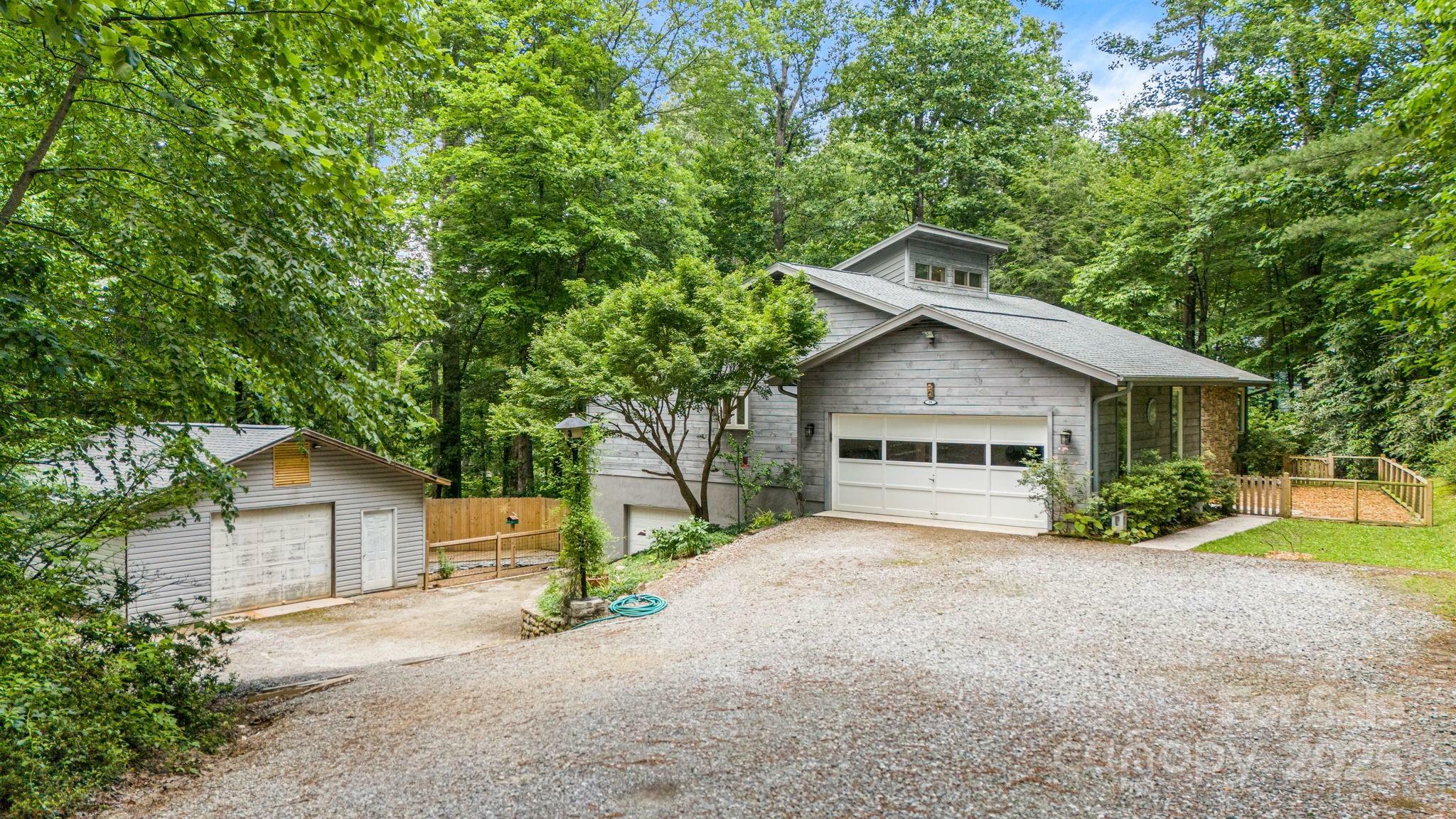 Property Photo: 24 Penne Way NC 28731