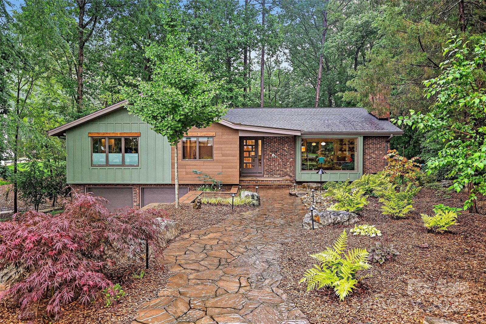 Property Photo:  617 Pinecrest Street  NC 28036 