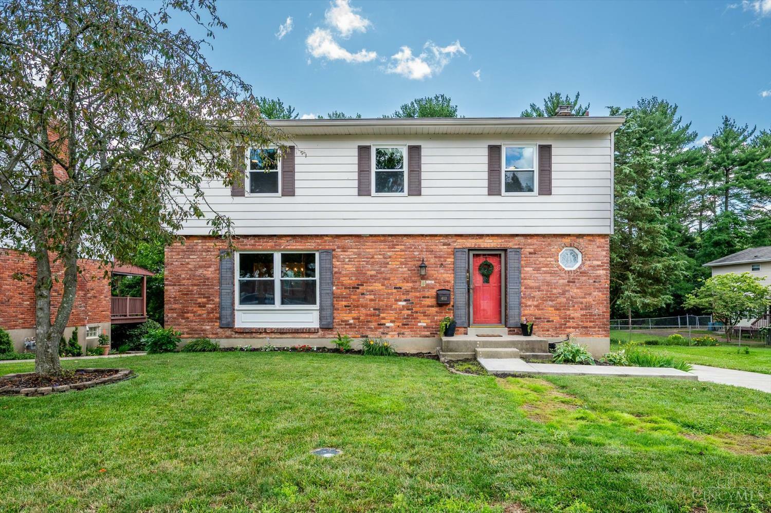 Property Photo: 4113 Stonecreek Way OH 45241