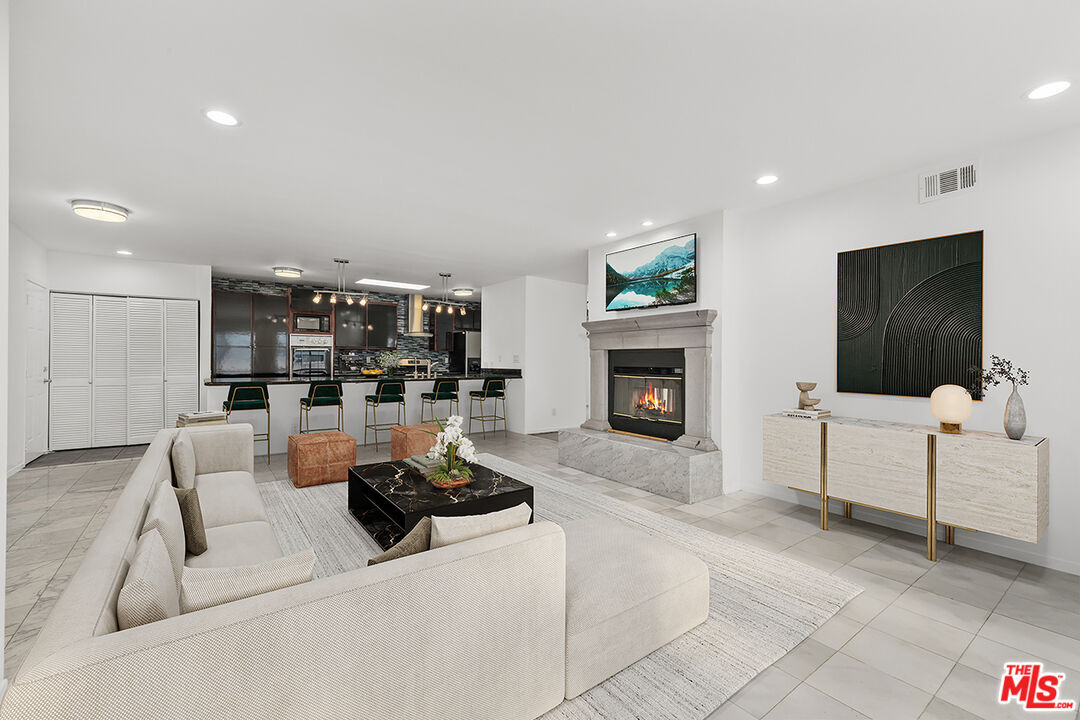 Property Photo: 4442 Saint Clair Ave CA 91604