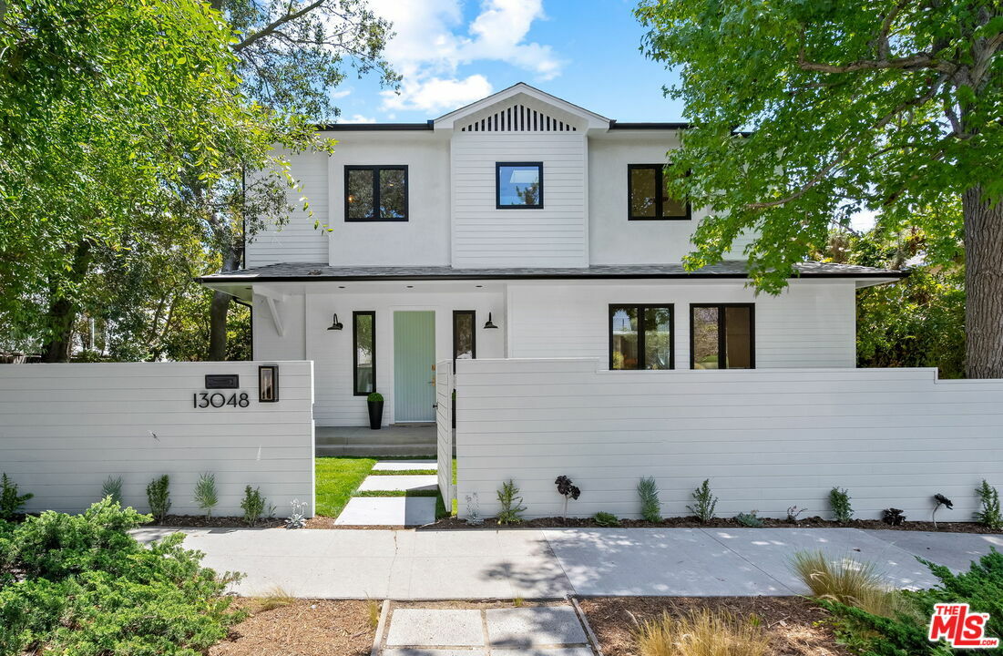 13048 Rose Ave  Los Angeles CA 90066 photo