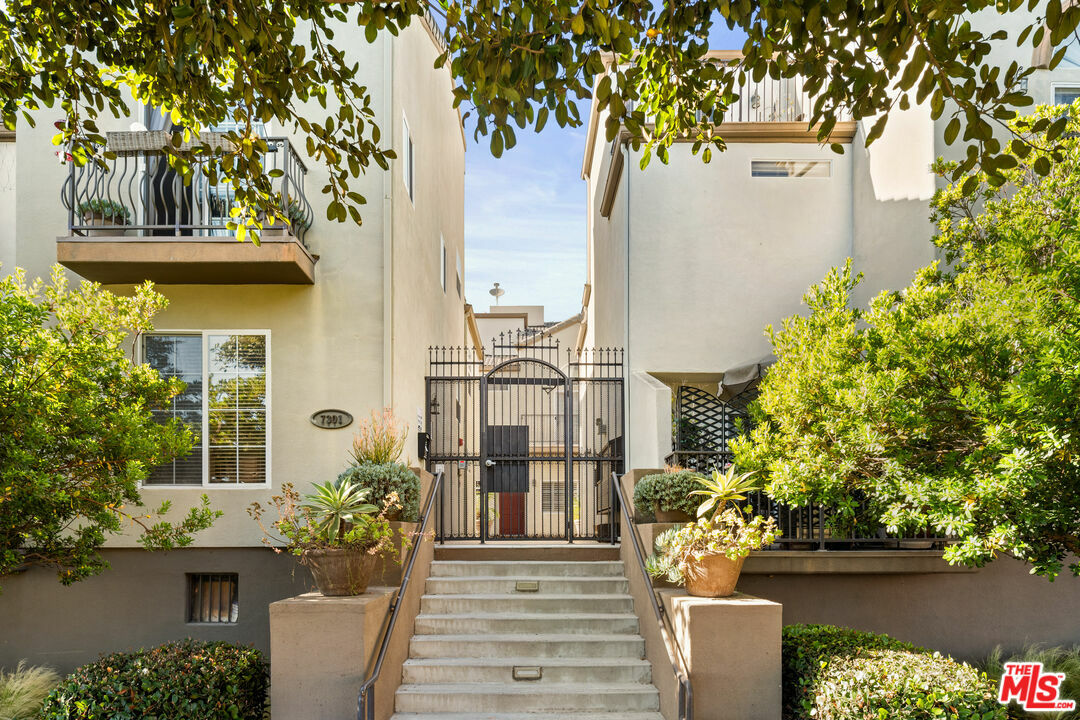 7301 W Manchester Ave  Los Angeles CA 90045 photo