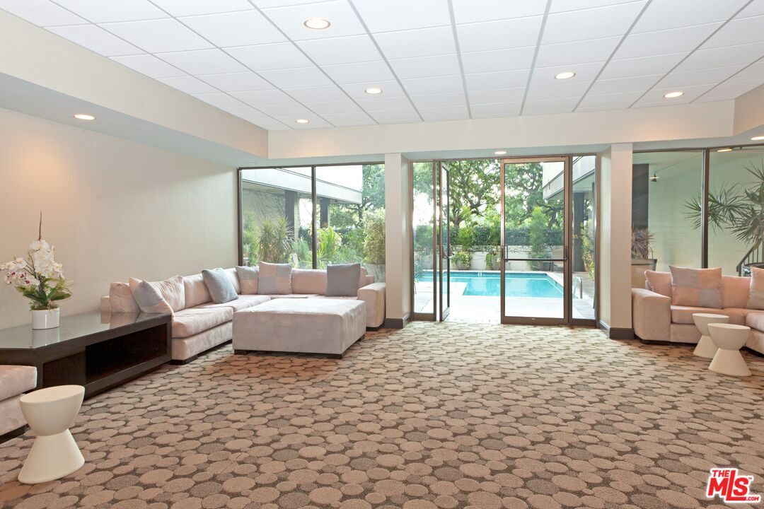 Property Photo: 9000 Cynthia St CA 90069