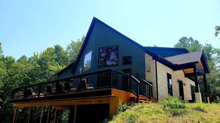 Property Photo:  18358 Buckingham Road  OH 43138 