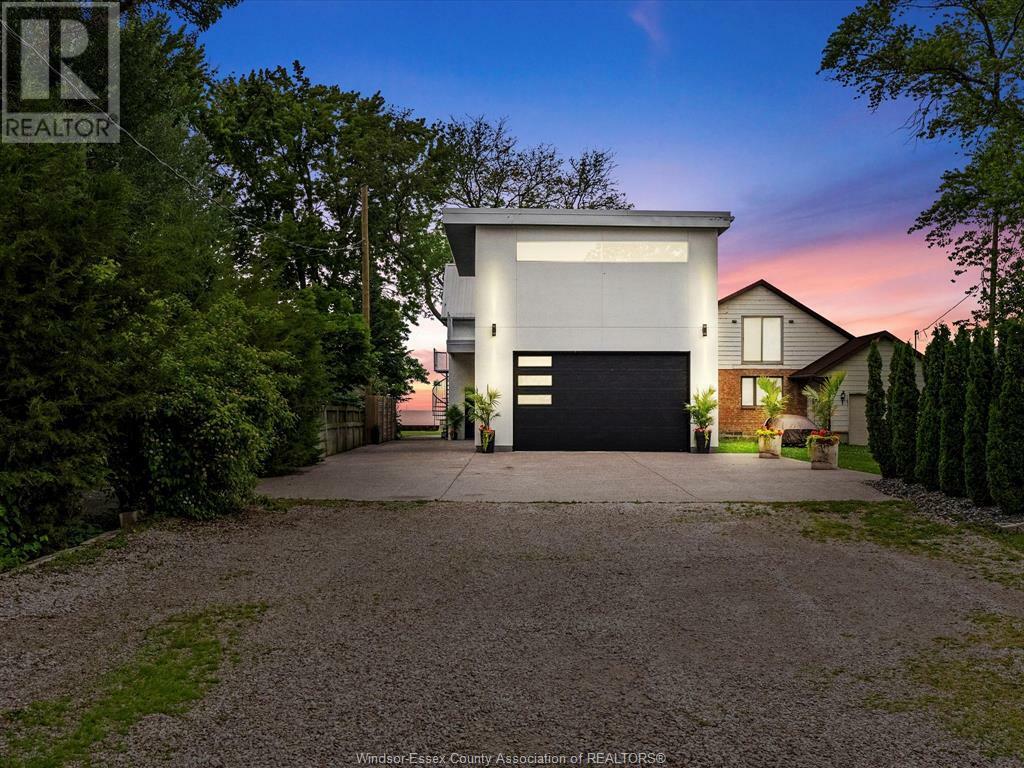 Photo de la propriété: 1674 Caille Avenue ON N8L 0J4