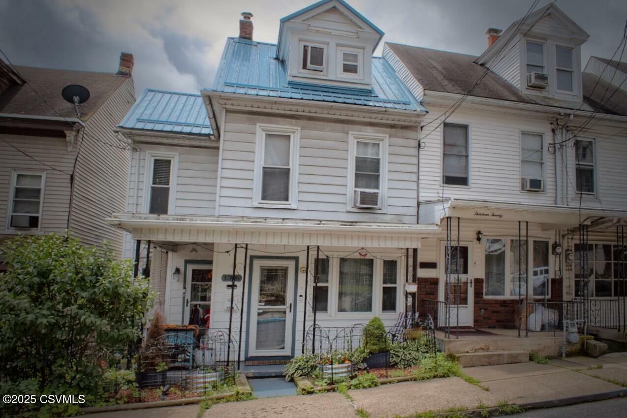 1316 W Walnut Street  Coal Township PA 17866 photo