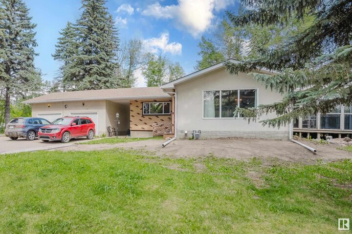 Property Photo: 379 22559 Wye Road AB T8C 1H9