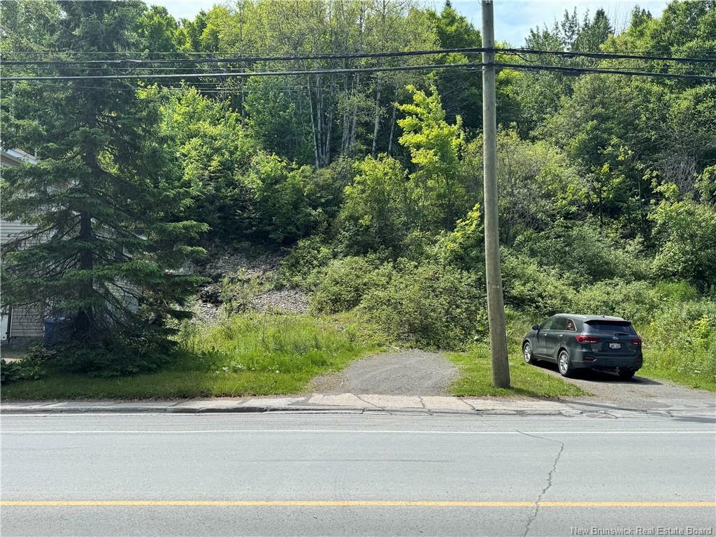 330 Canada Road  Edmundston NB E3V 1W1 photo