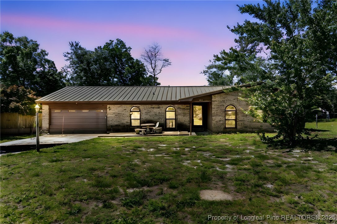 Property Photo: 6813 Timbercroft Lane NC 28314