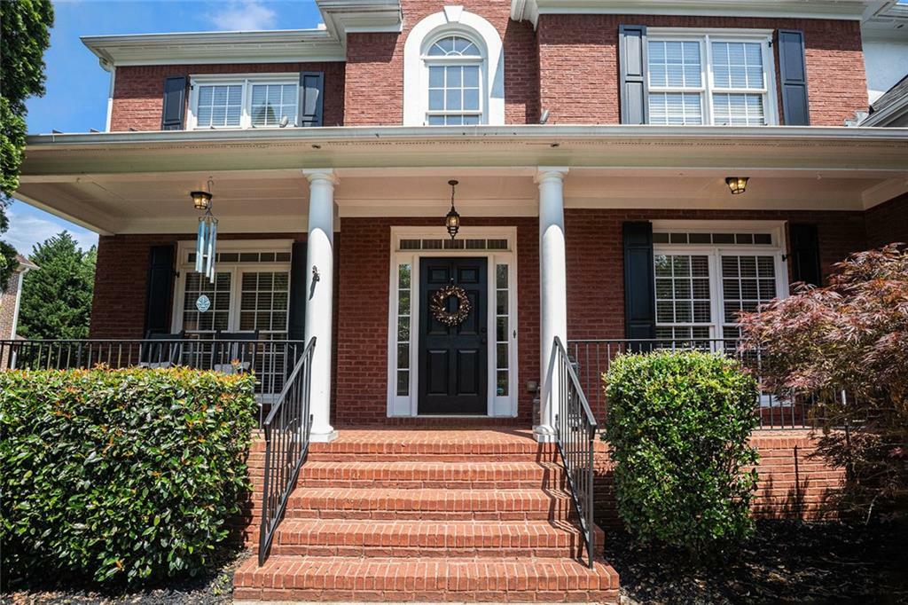 Property Photo:  351 Prestbury Court  GA 30024 