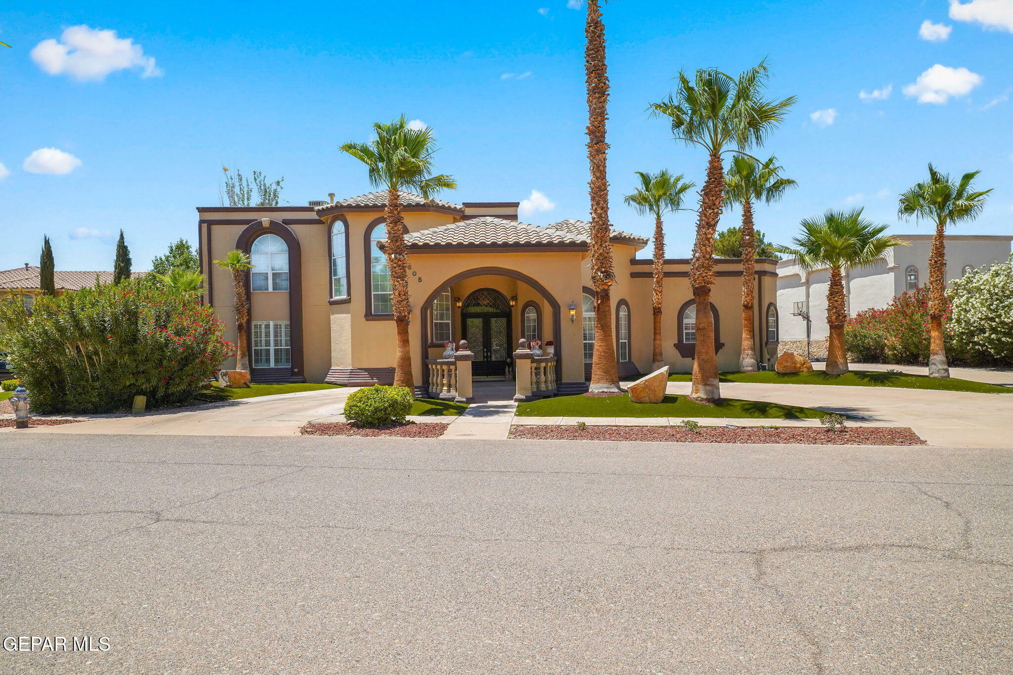 Property Photo: 605 Meadow Willow Drive TX 79922