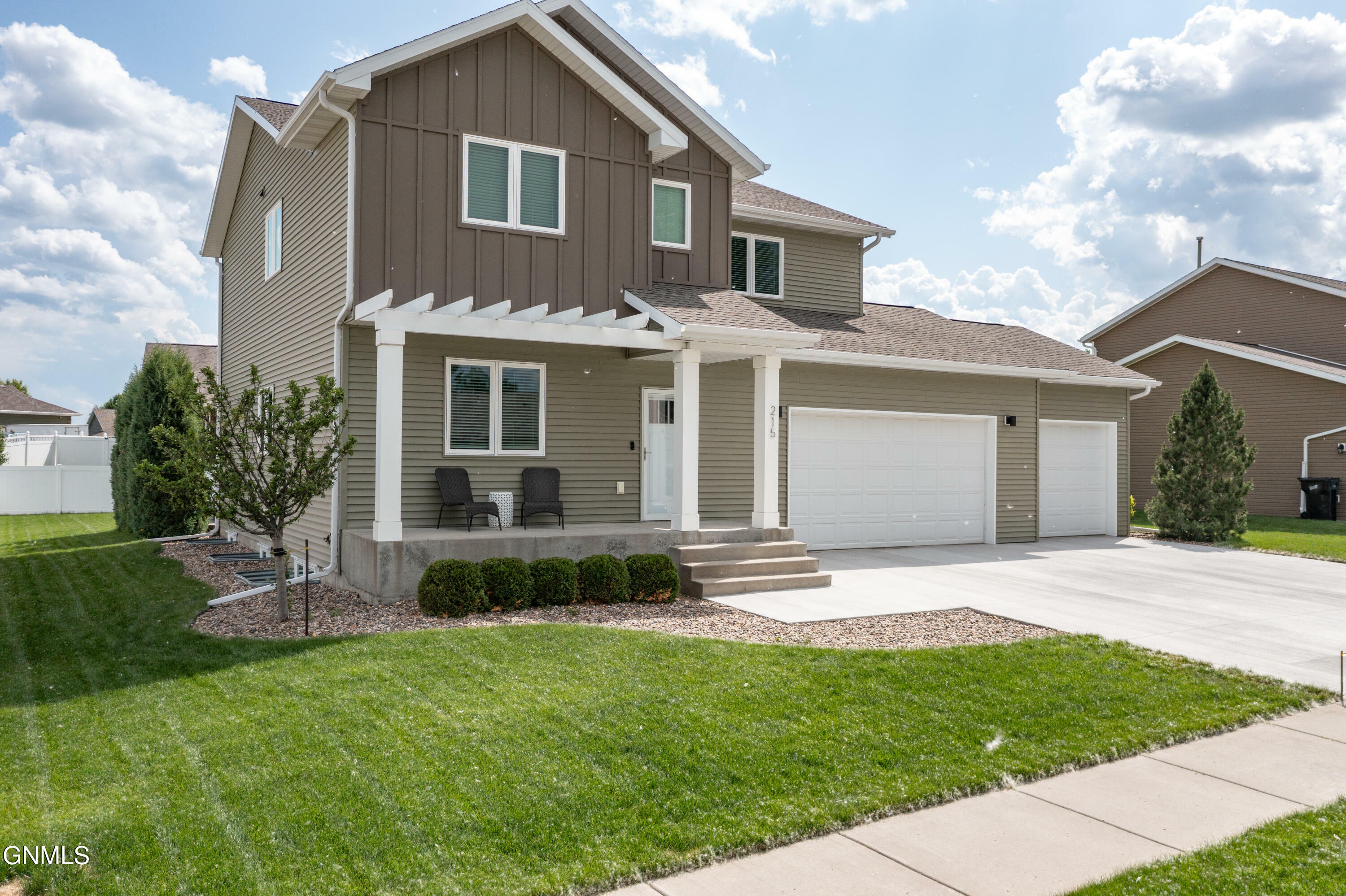 215 Marietta Drive  Bismarck ND 58504 photo