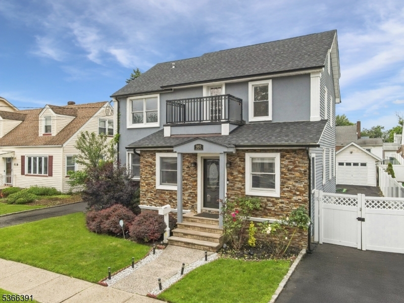 Property Photo: 980 Moessner Ave NJ 07083