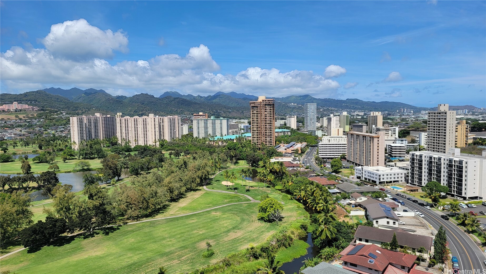 990 Ala Nanala Street 22B  Honolulu HI 96818 photo