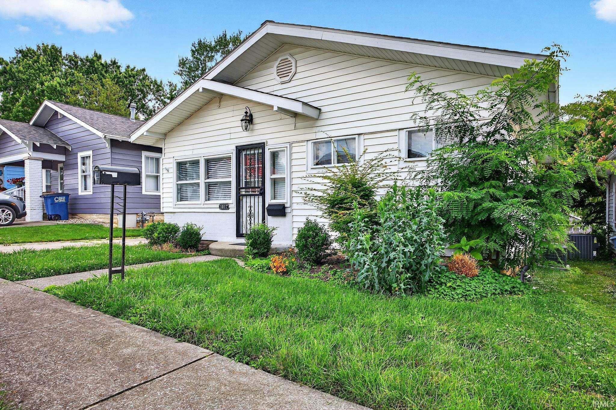 Property Photo: 1017 Q Street IN 47421-2821