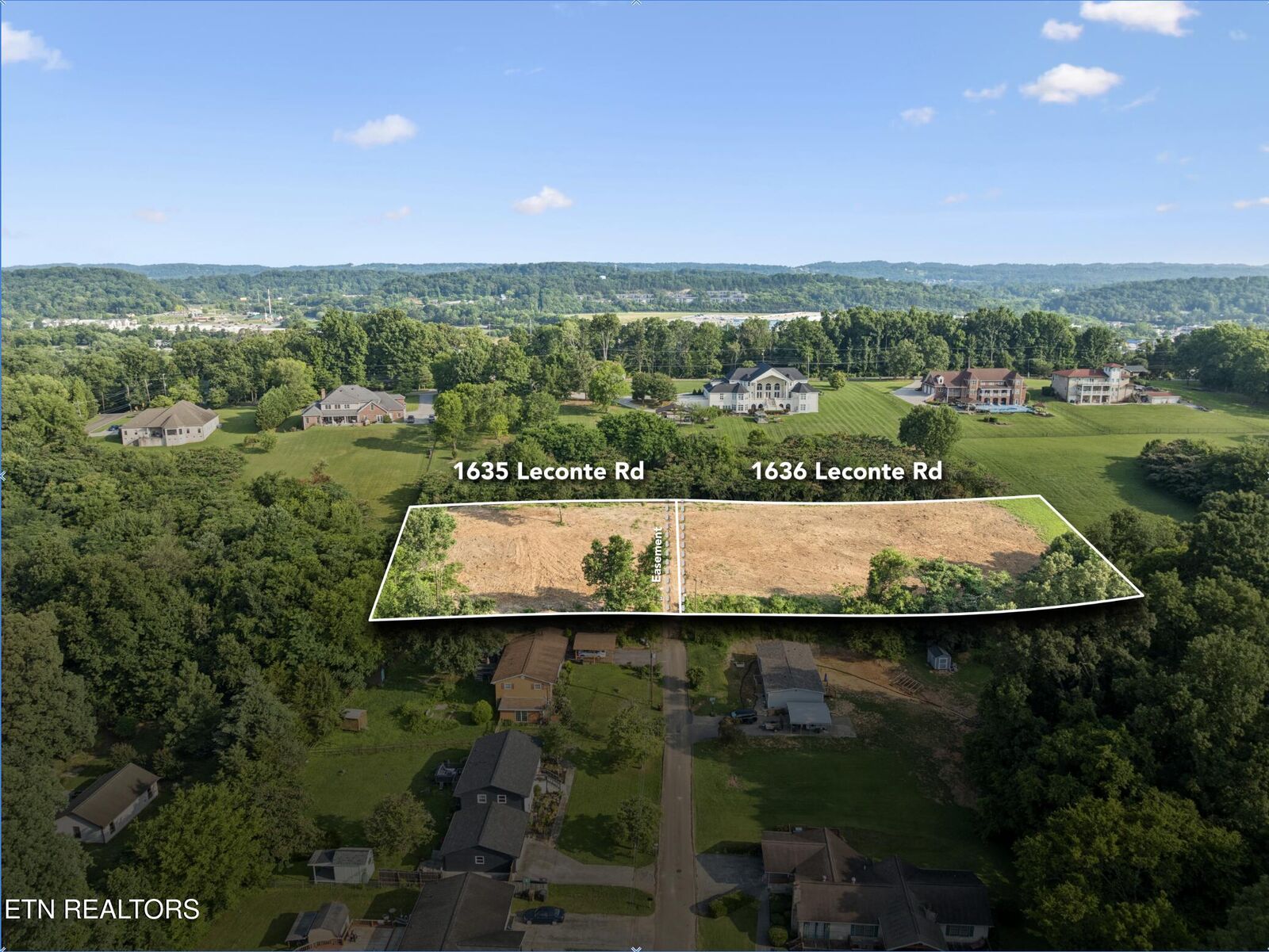 Property Photo:  1636 Leconte Rd  TN 37914 
