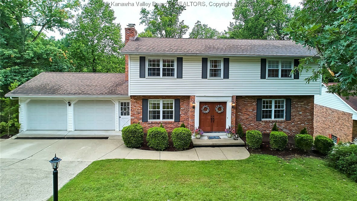 Property Photo:  1973 Parkwood Road  WV 25314 