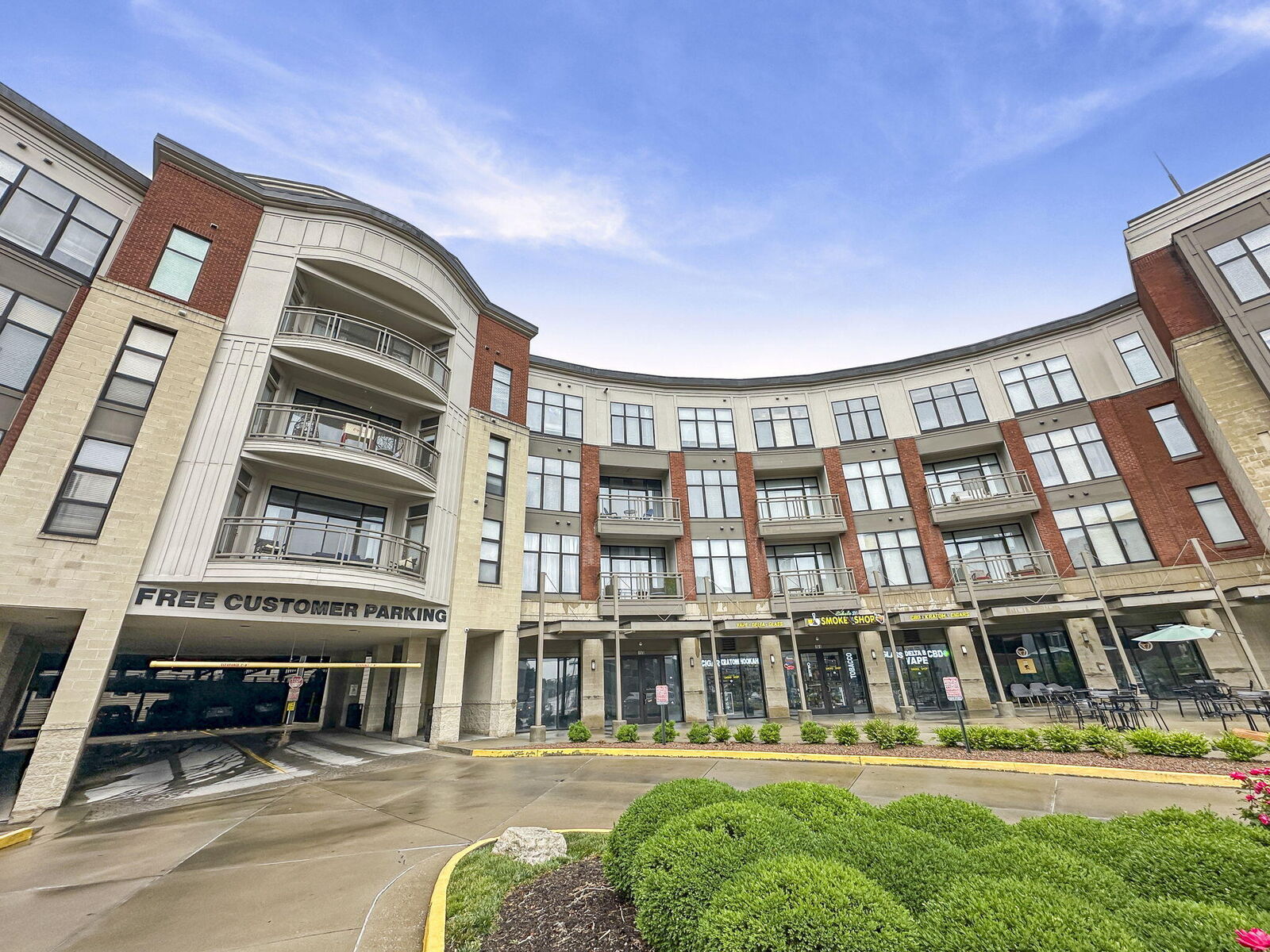 Property Photo: 535 South Upper Street KY 40508