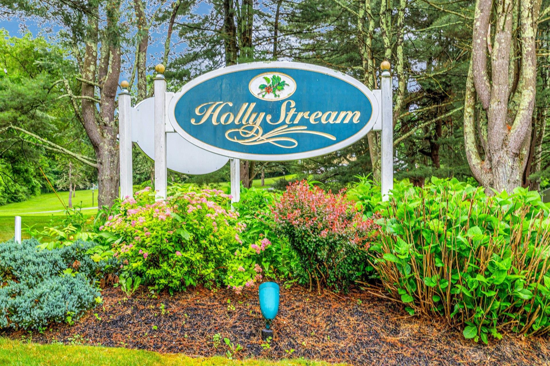 Property Photo: 804 Holly Stream Court NY 10509