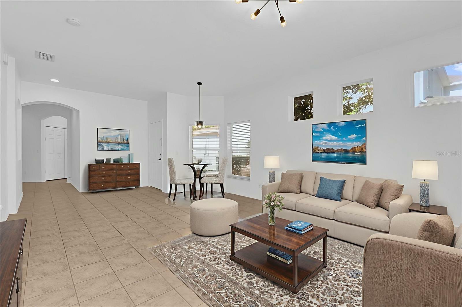 Property Photo:  1122 Sandstone Run  FL 32771 