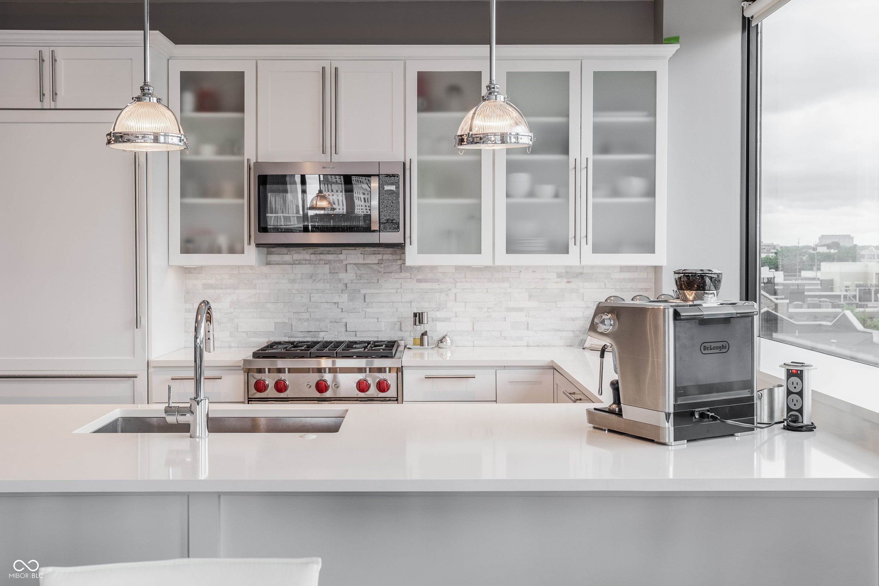 Property Photo: 225 N New Jersey Street 52 IN 46204
