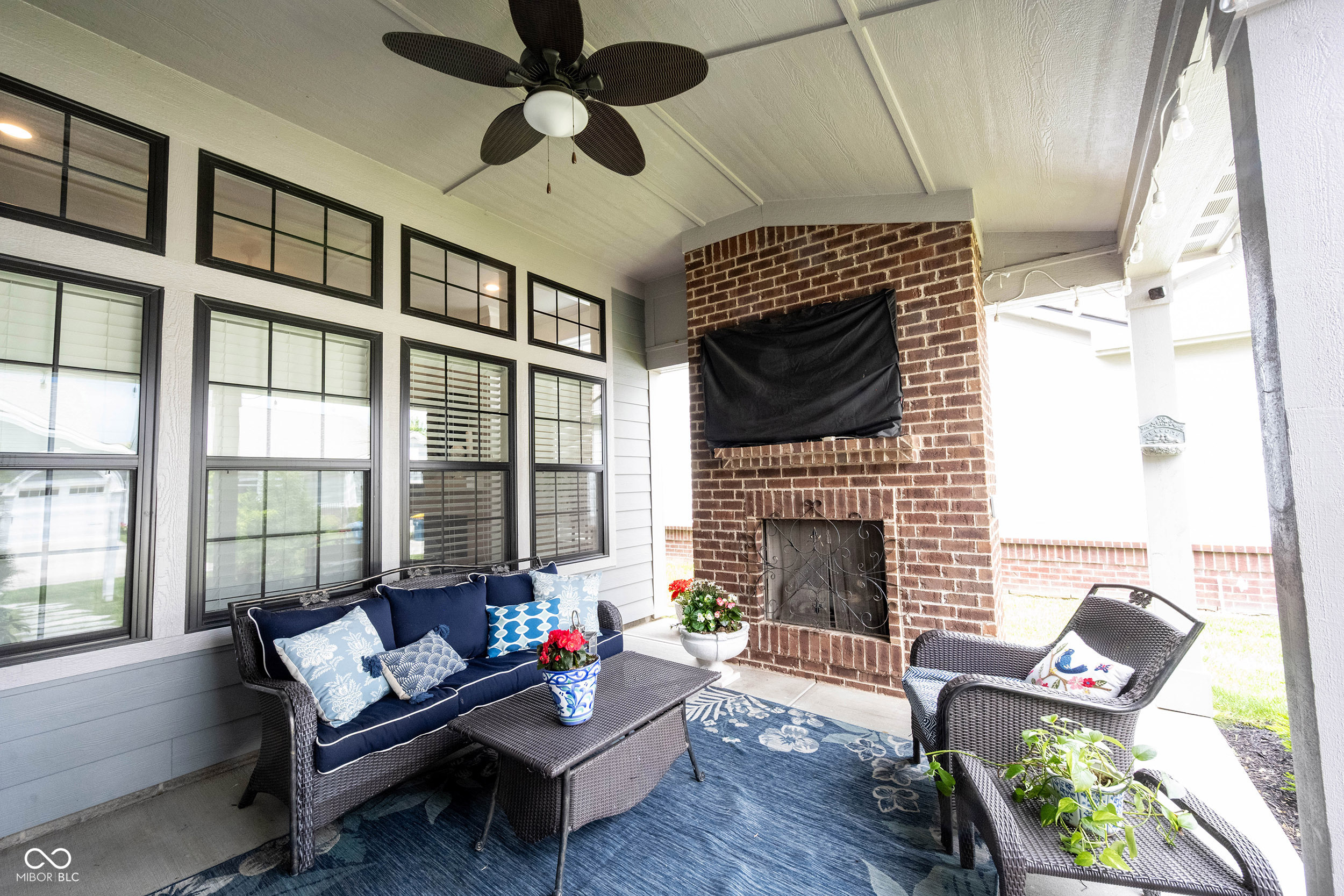Property Photo: 1580 Mairn Avenue IN 46032