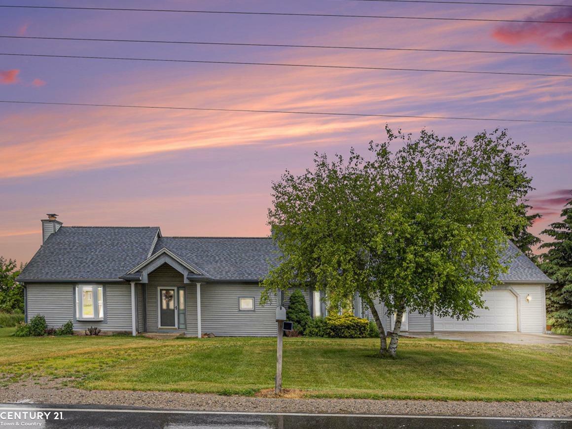 Property Photo: 6920 Snover Road MI 48426