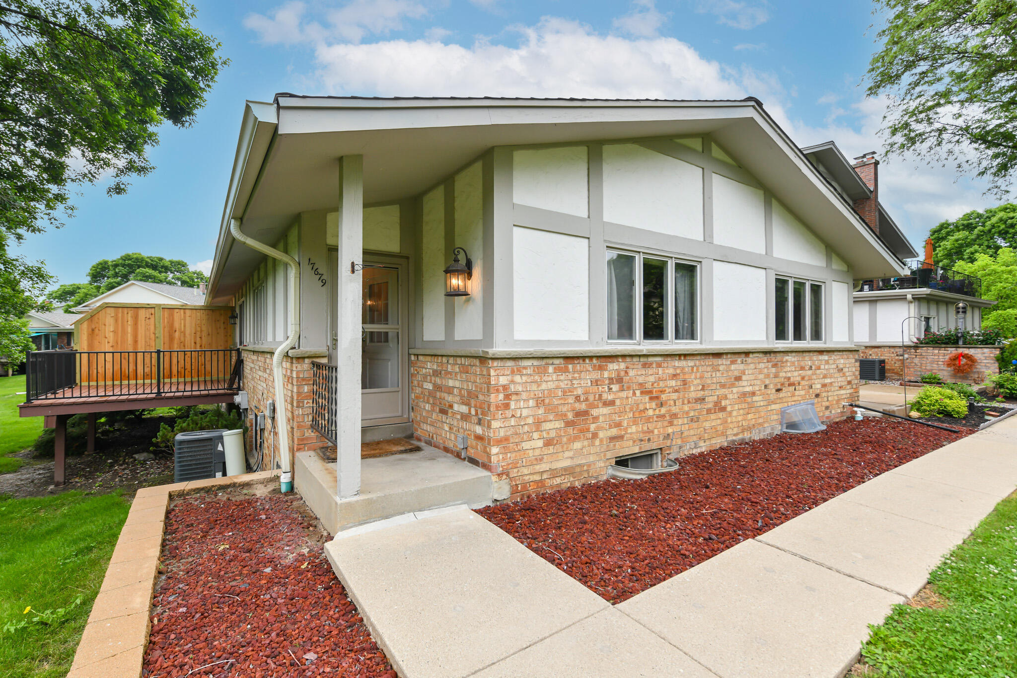 Property Photo:  17679 Nassau Dr  WI 53045 