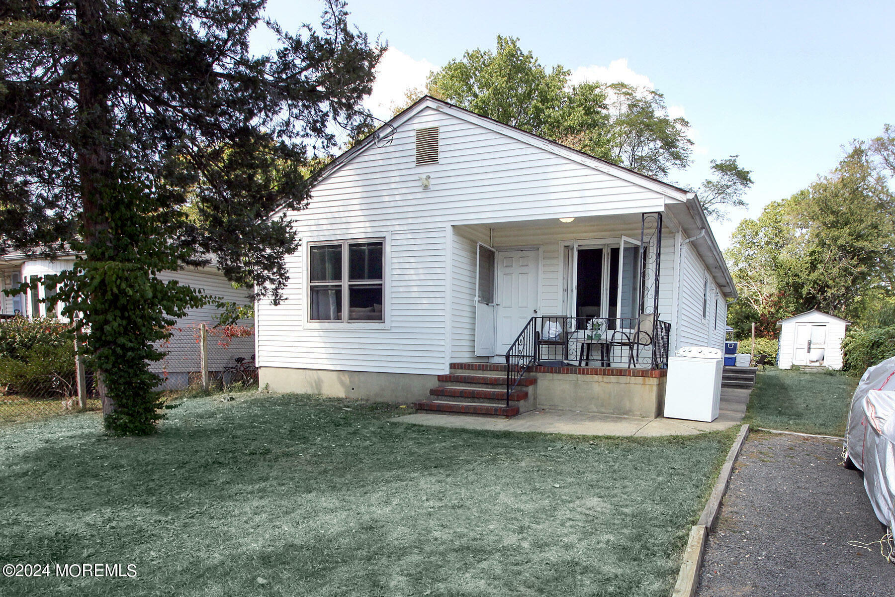 19 E 4th Street  Howell NJ 07731 photo