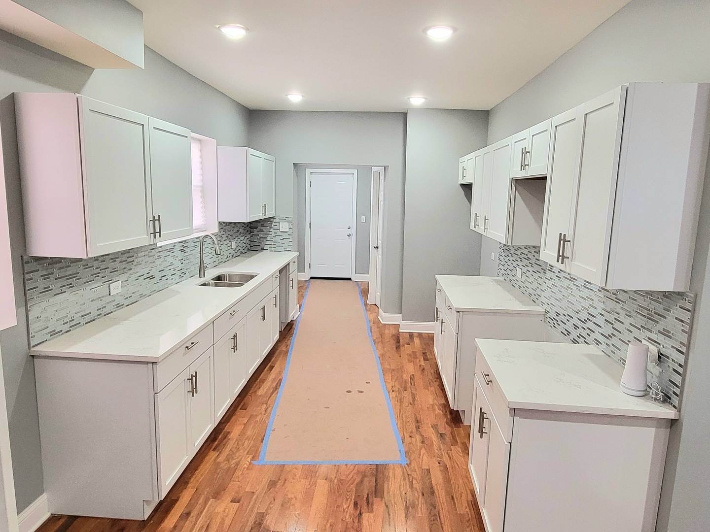 Property Photo: 11419 S Prairie Avenue IL 60628
