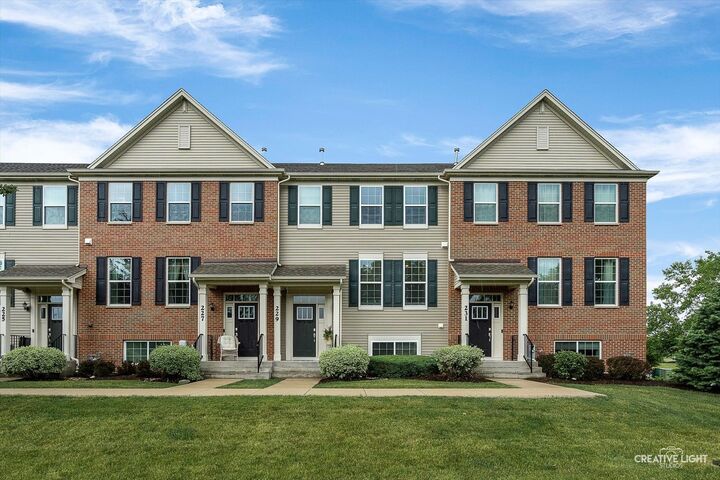 229 Lakeshore Drive  Oswego IL 60543 photo