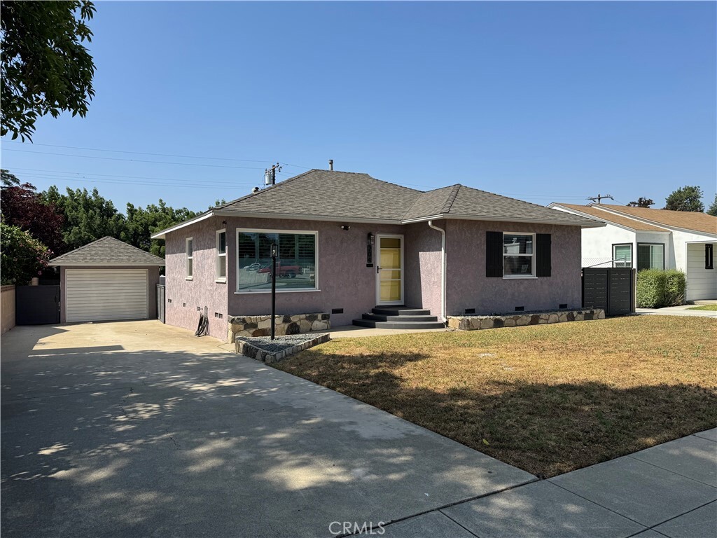 Property Photo:  204 E I Street  CA 91764 