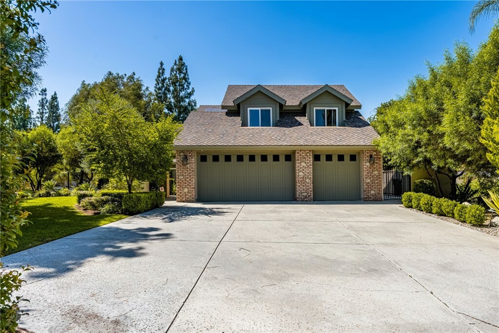 Property Photo: 19180 Palm Vista CA 92886