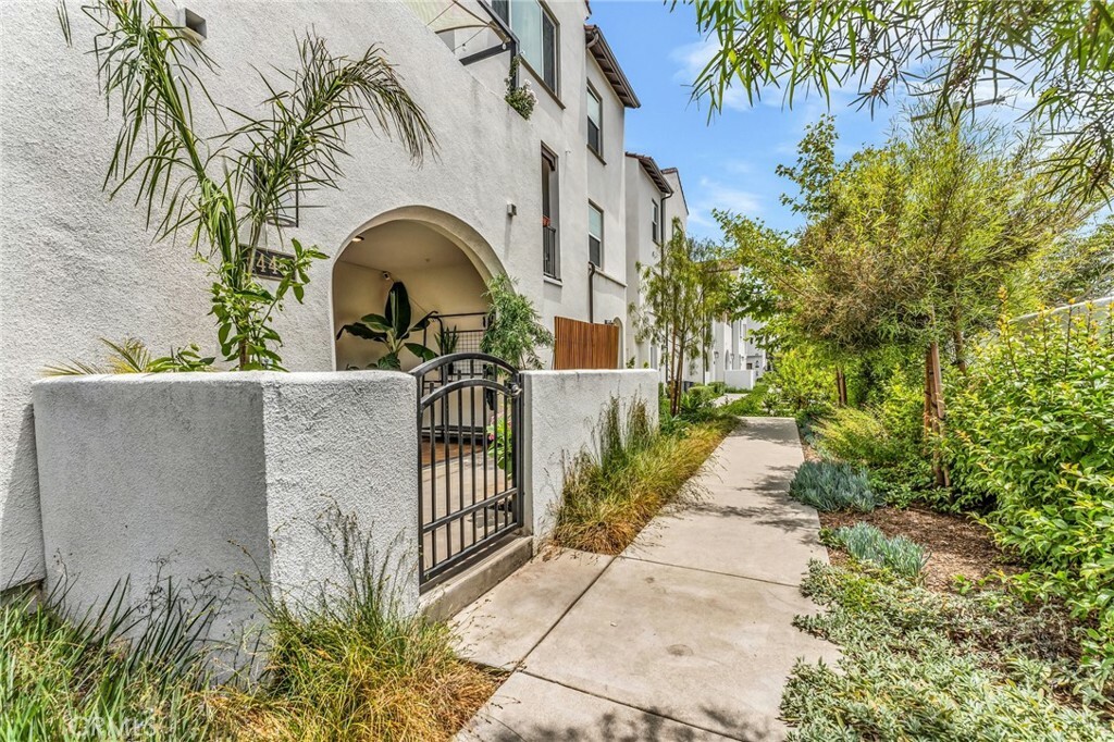 Property Photo: 1446 Azalea Circle CA 90247