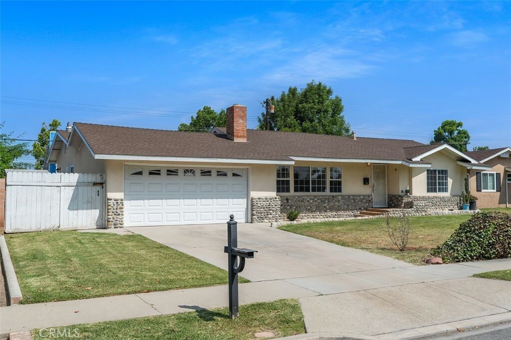 Property Photo:  1329 S St Malo Street  CA 91790 