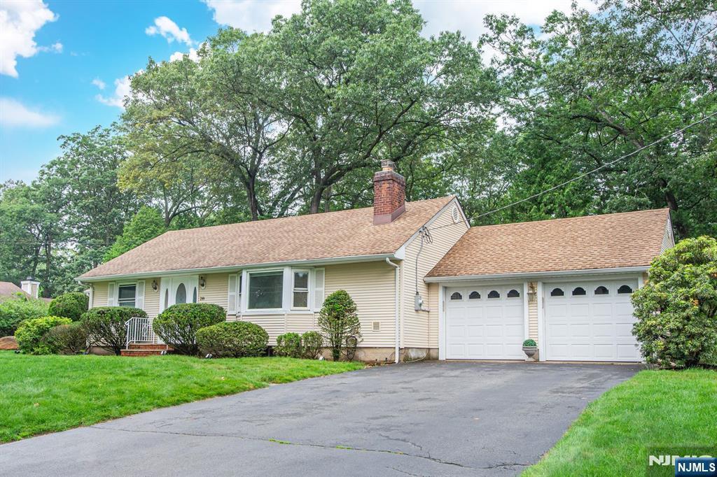 Property Photo:  299 Martom Road  NJ 07481 