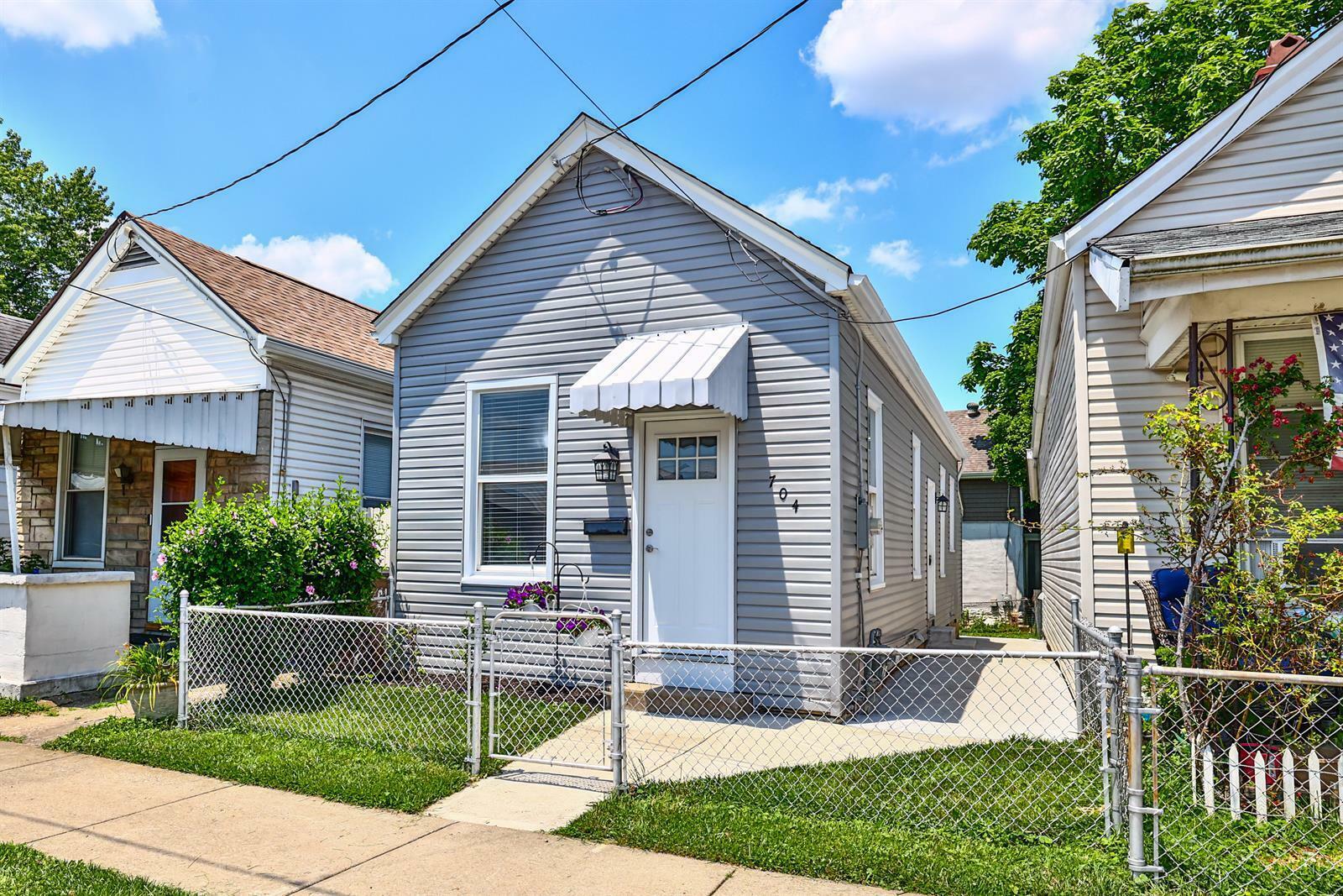 Property Photo: 704 W 35th Street KY 41015