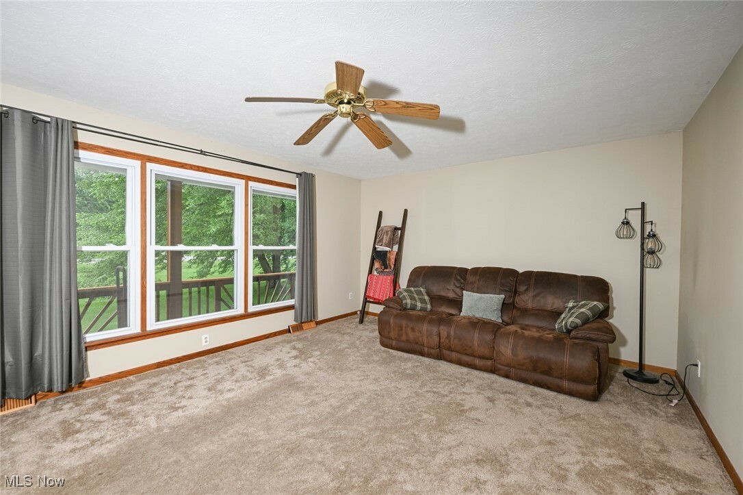 Property Photo: 6111 State Route 82 OH 44234