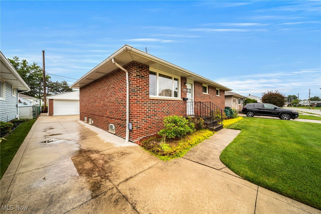 Property Photo: 30888 Harrison Road OH 44092