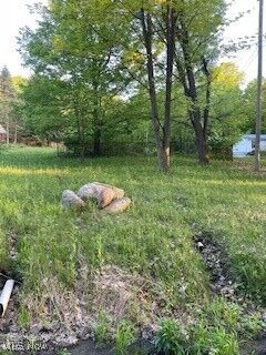 Property Photo: 6994 Hankee Road OH 44231