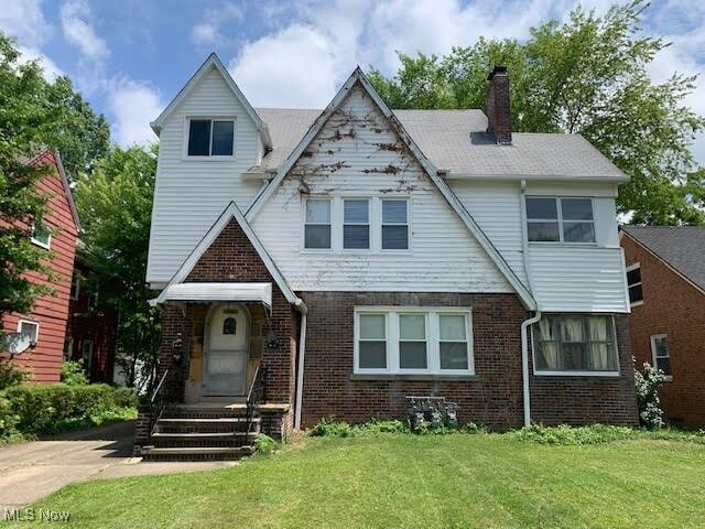 Property Photo:  1543 Genesee Road  OH 44121 