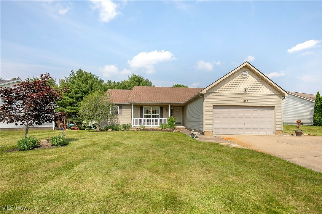 Property Photo: 525 Ericsson Drive OH 44614