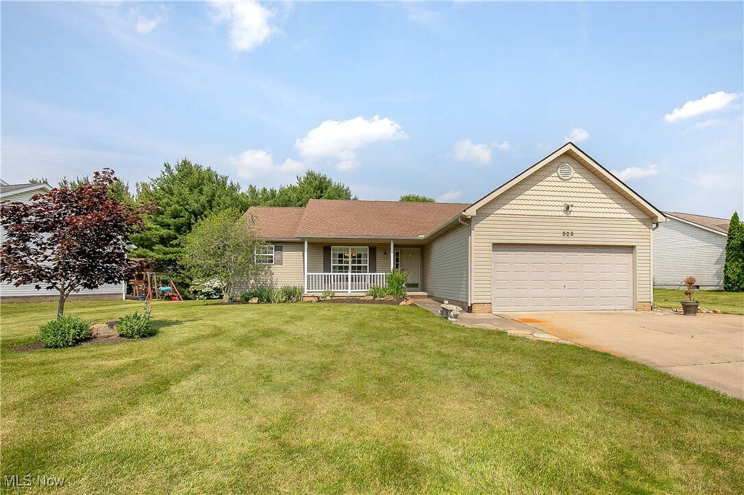 Property Photo: 525 Ericsson Drive OH 44614