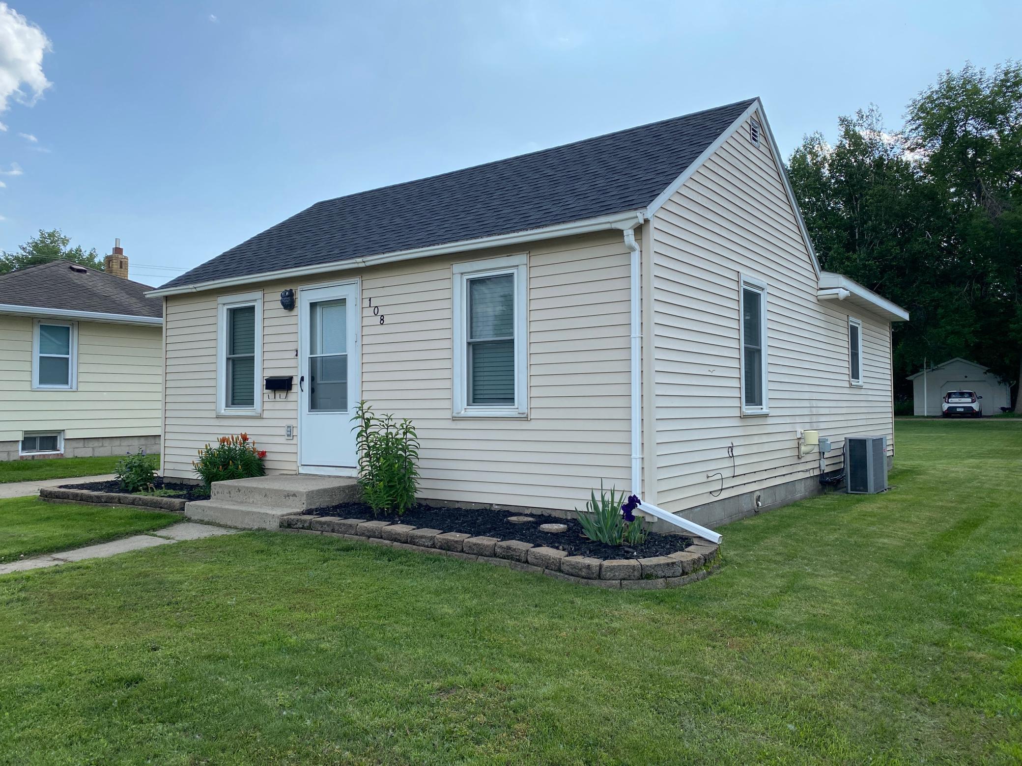 Property Photo:  108 20th Street S  MN 56215 