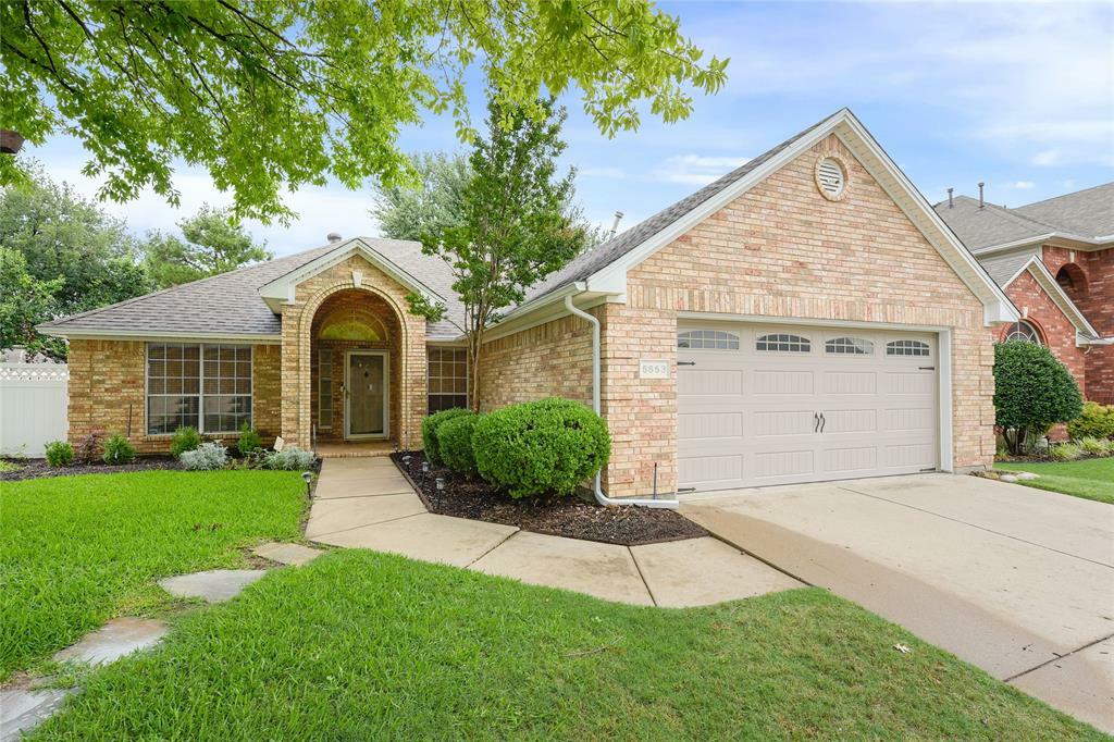 Property Photo: 5853 Echo Bluff Drive TX 76137