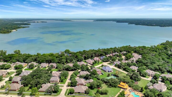 700 Paradise Cove  Shady Shores TX 76208 photo