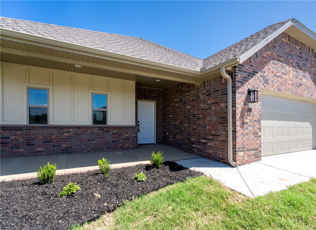 Property Photo: 28 W Gilpin Street AR 72730