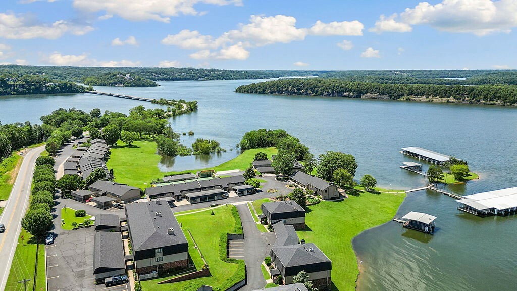 Property Photo: 16841 Heritage Bay Road E-4 AR 72756