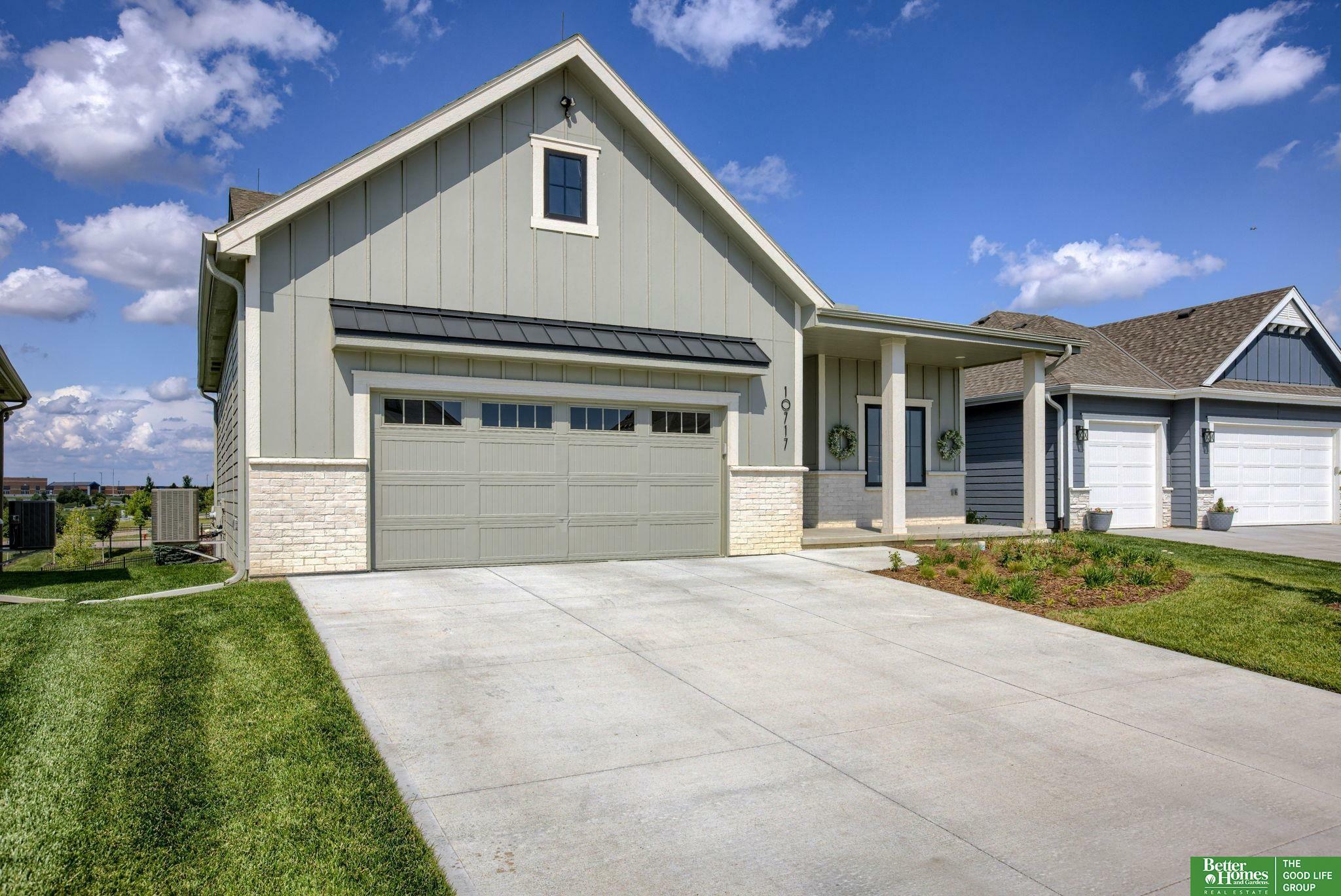 Property Photo: 10717 S 126th Court NE 68138