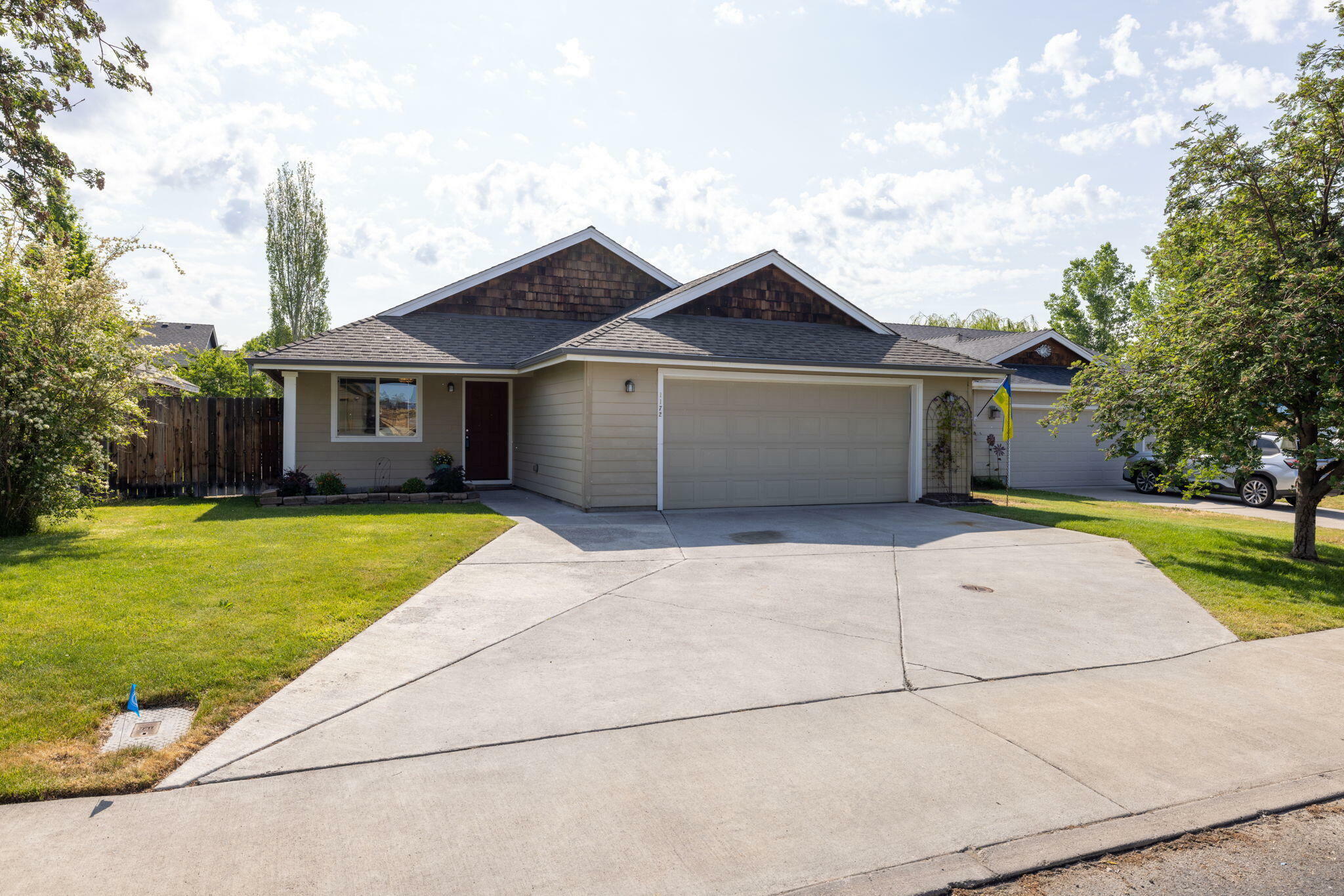Property Photo: 1172 NW 22nd Place Or OR 97756